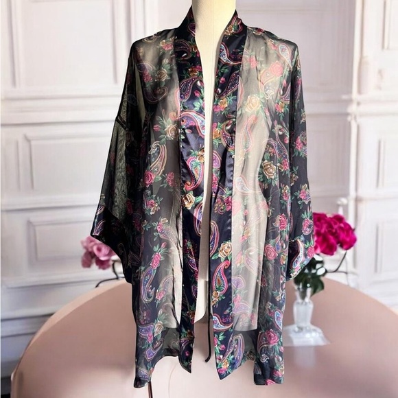 Victoria's Secret Other - Vintage Victoria’s Secret Gold Label Robe Kimono Floral Paisley Blue Red OS Chic